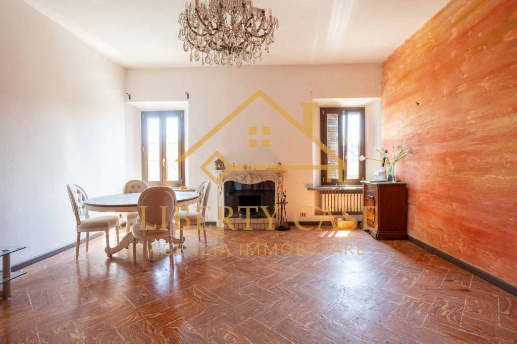 casa indipendente in vendita ad Asigliano Vercellese