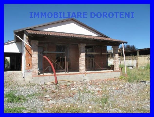 casa indipendente in vendita ad Asigliano Vercellese