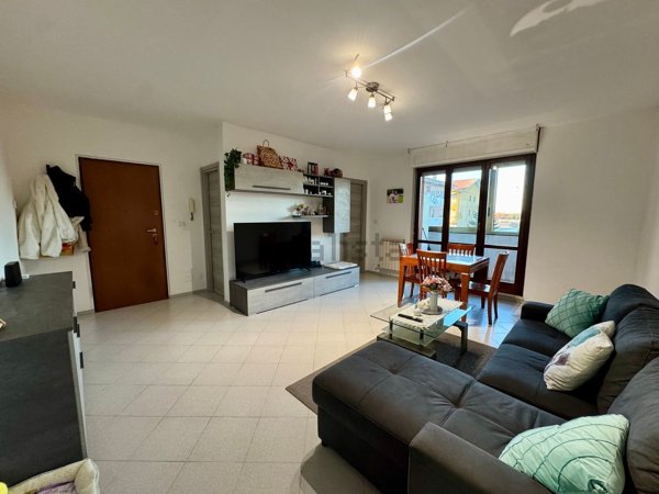 appartamento in vendita ad Asigliano Vercellese