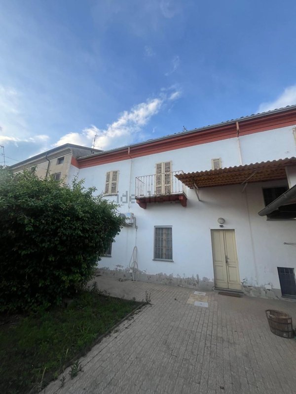 casa indipendente in vendita ad Asigliano Vercellese