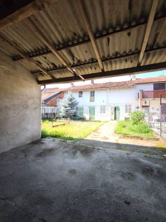 casa indipendente in vendita ad Asigliano Vercellese