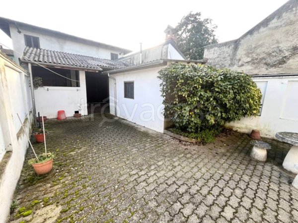 casa indipendente in vendita ad Asigliano Vercellese