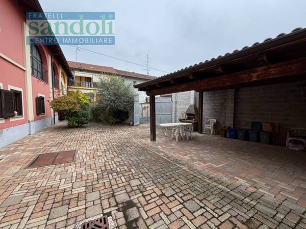 casa indipendente in vendita ad Asigliano Vercellese