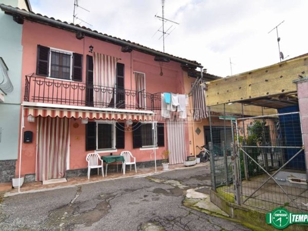 casa indipendente in vendita a Bianzè