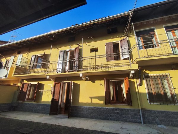 casa indipendente in vendita a Bianzè