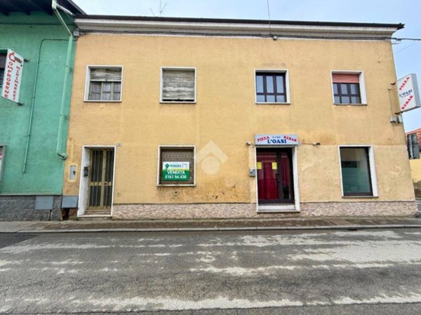 casa indipendente in vendita a Bianzè