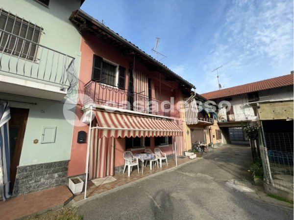 casa indipendente in vendita a Bianzè