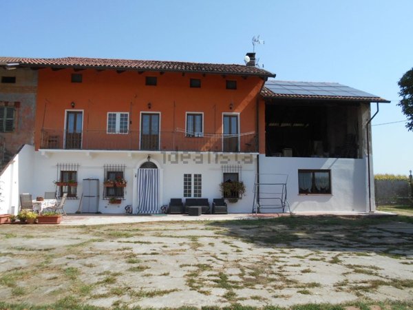casa indipendente in vendita a Bianzè