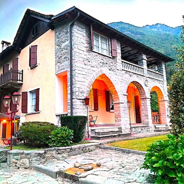 casa indipendente in vendita a Boccioleto
