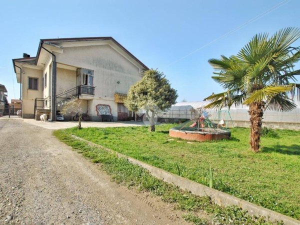 casa indipendente in vendita a Borgo d'Ale