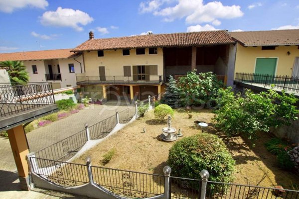 casa indipendente in vendita a Borgo d'Ale