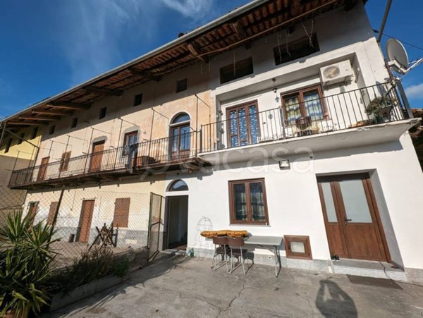 casa indipendente in vendita a Borgo d'Ale