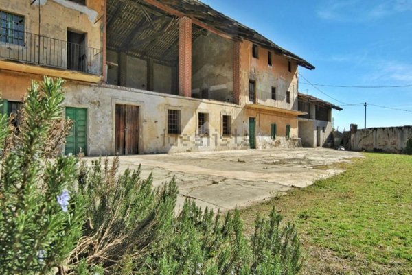 pentavano in vendita a Borgo d'Ale