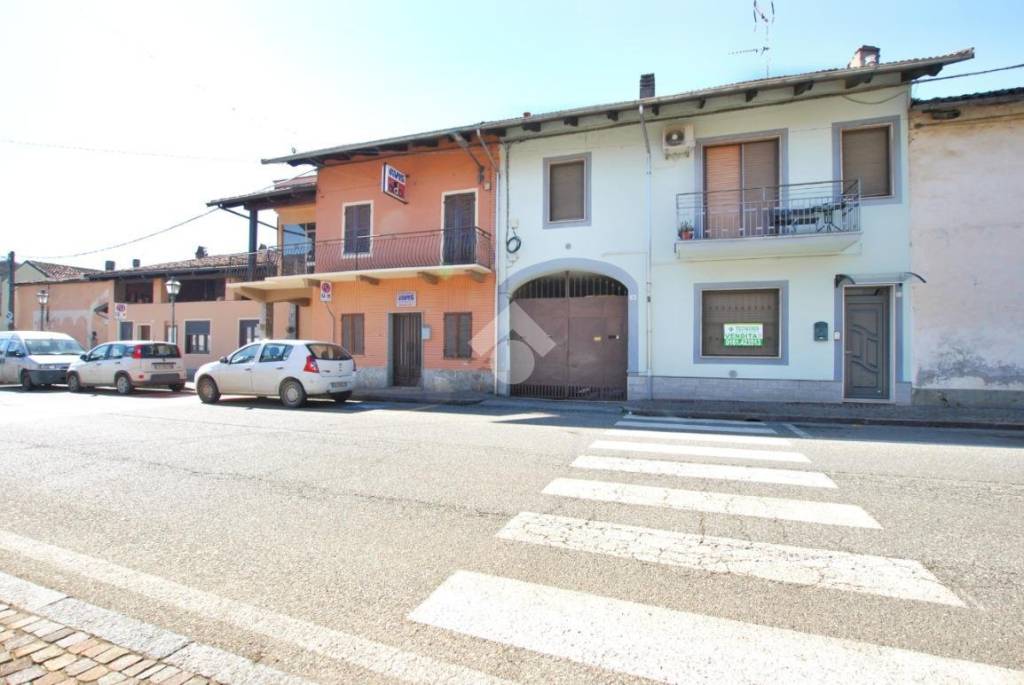 casa indipendente in vendita a Borgo d'Ale