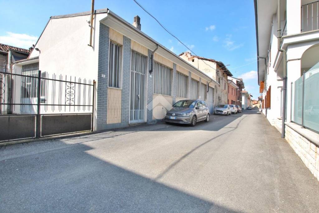 negozio in vendita a Borgo d'Ale