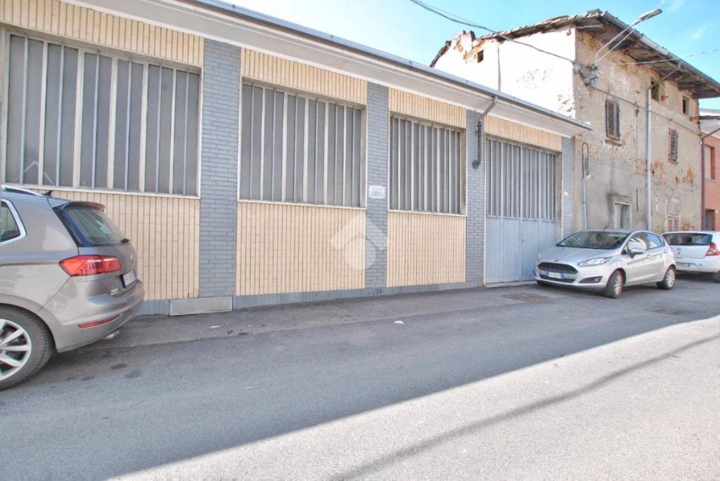 negozio in vendita a Borgo d'Ale