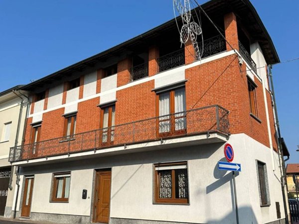 casa indipendente in vendita a Borgo d'Ale