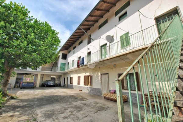 casa indipendente in vendita a Borgo d'Ale