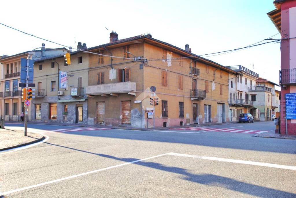 casa indipendente in vendita a Borgo d'Ale
