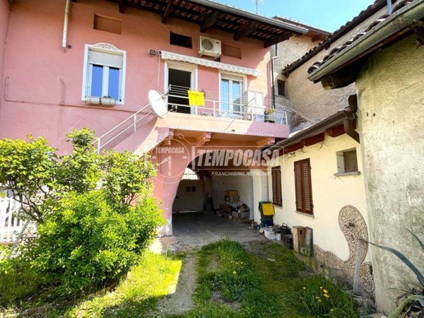 casa indipendente in vendita a Borgo d'Ale