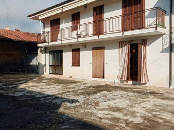 casa indipendente in vendita a Borgo d'Ale
