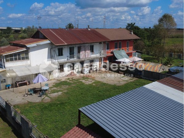 casa indipendente in vendita a Borgo d'Ale