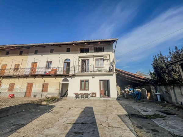 casa indipendente in vendita a Borgo d'Ale