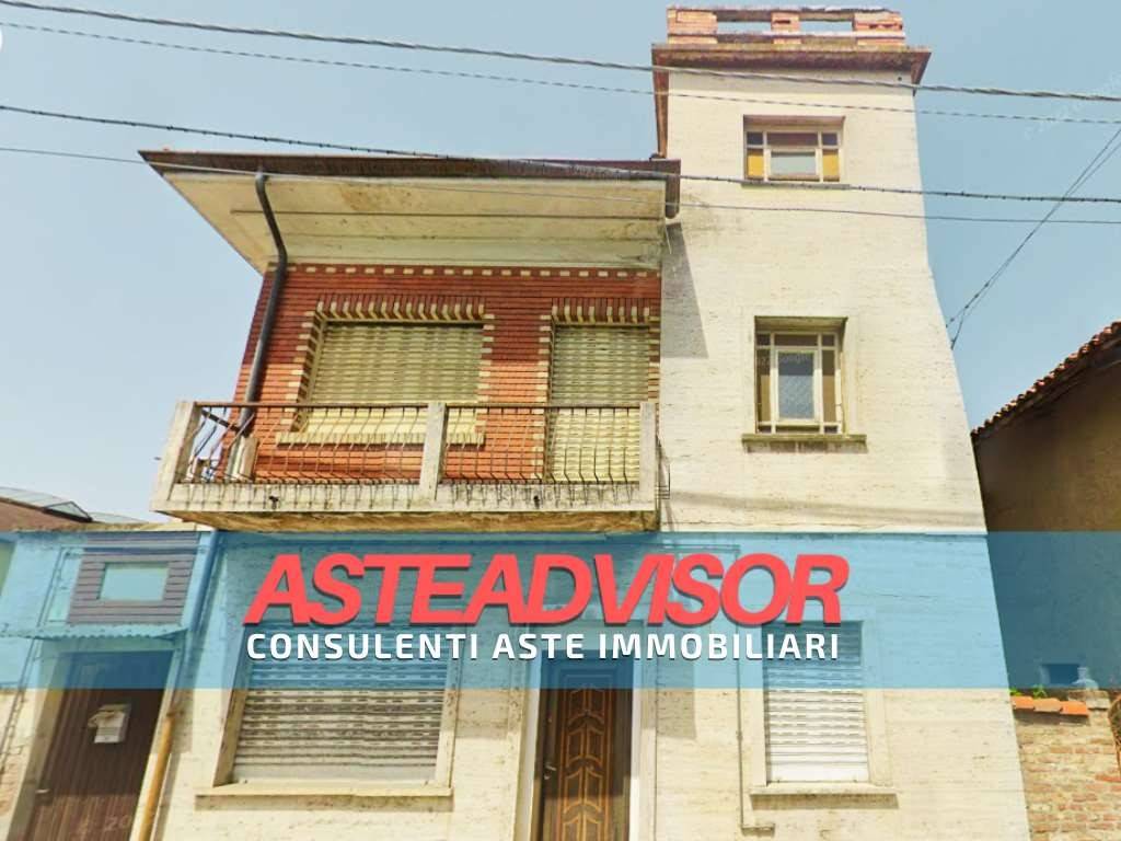 casa semindipendente in vendita a Borgo d'Ale