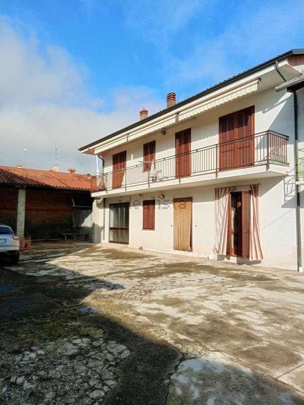 casa indipendente in vendita a Borgo d'Ale
