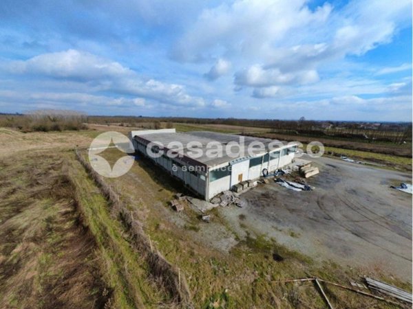 locale commerciale in vendita a Borgo d'Ale