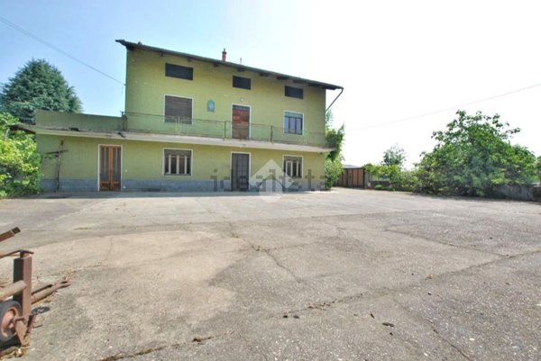 casa indipendente in vendita a Borgo d'Ale