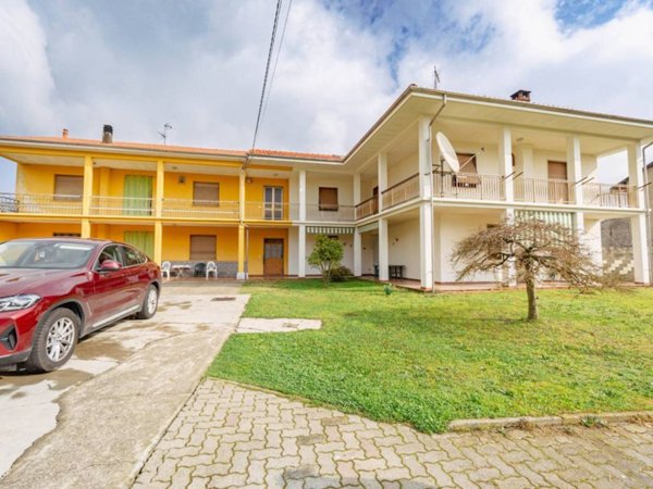 casa indipendente in vendita a Borgo d'Ale