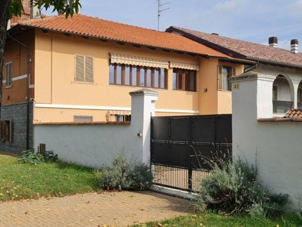 casa indipendente in vendita a Borgo d'Ale
