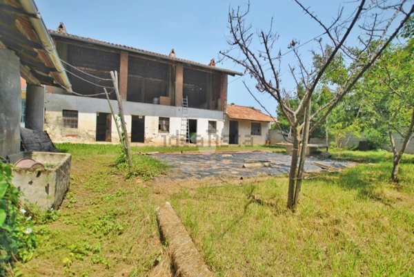 casa indipendente in vendita a Borgo d'Ale