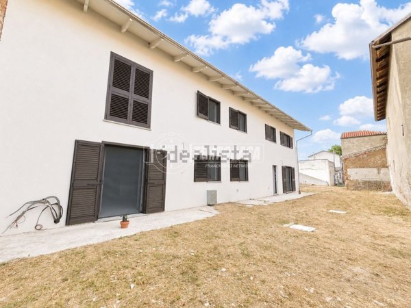 casa indipendente in vendita a Borgo d'Ale