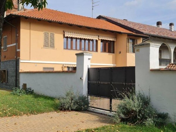 casa indipendente in vendita a Borgo d'Ale