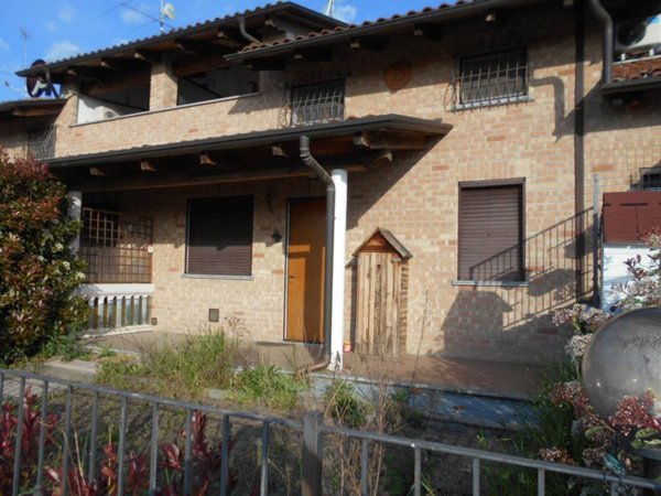 casa indipendente in vendita a Borgo d'Ale