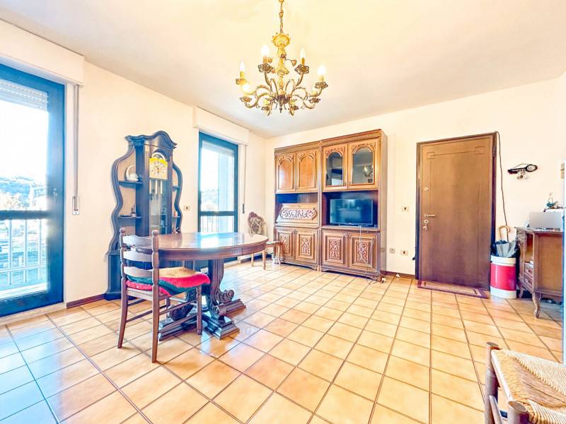 appartamento in vendita a Borgosesia