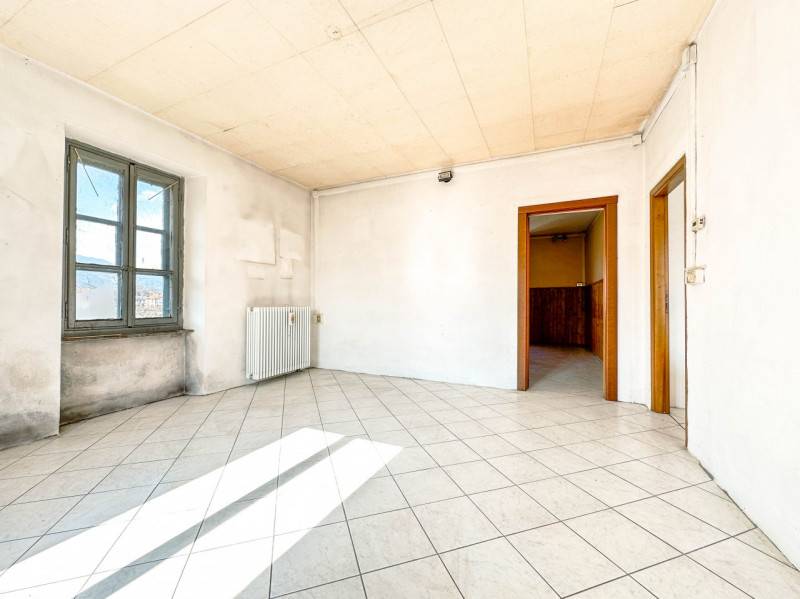 appartamento in vendita a Borgosesia