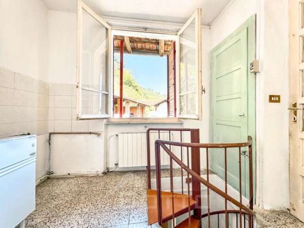 casa indipendente in vendita a Borgosesia
