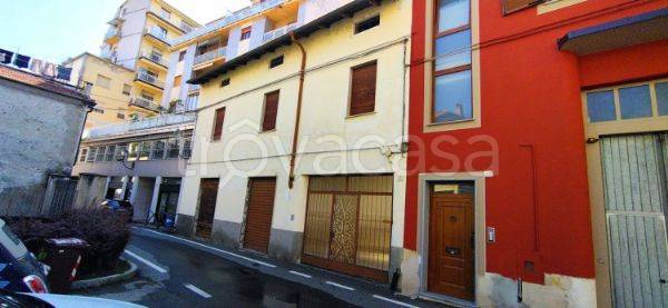 casa indipendente in vendita a Borgosesia