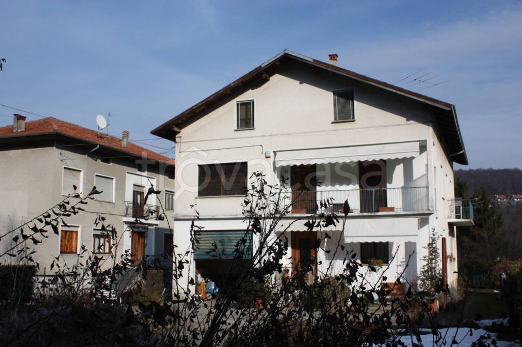 appartamento in vendita a Borgosesia