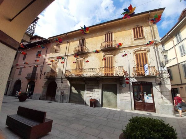 casa indipendente in vendita a Borgosesia