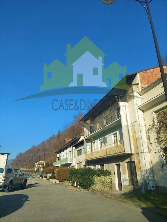 casa indipendente in vendita a Borgosesia