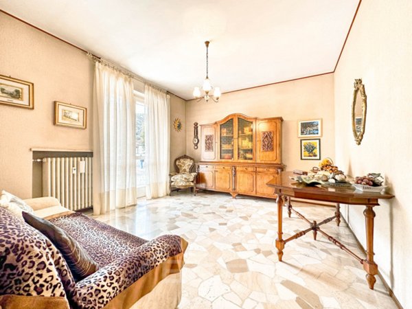 appartamento in vendita a Borgosesia