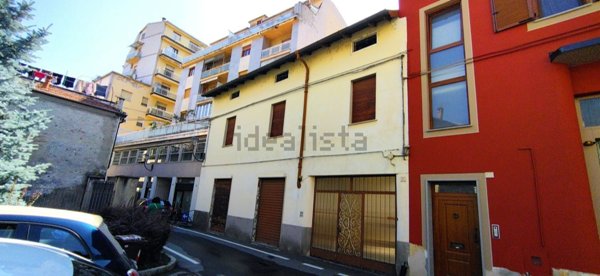 casa indipendente in vendita a Borgosesia