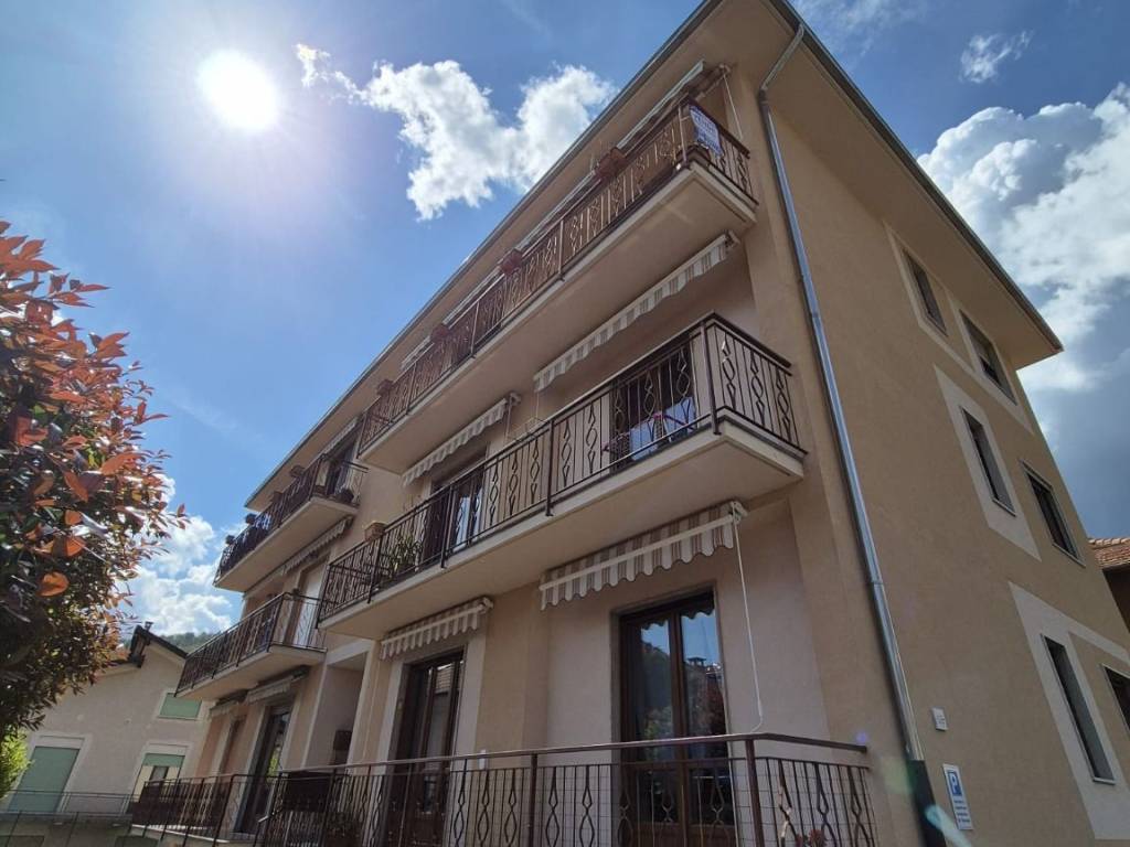 appartamento in vendita a Borgosesia