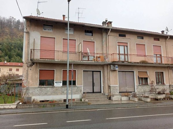 appartamento in vendita a Borgosesia