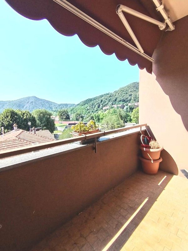 appartamento in vendita a Borgosesia