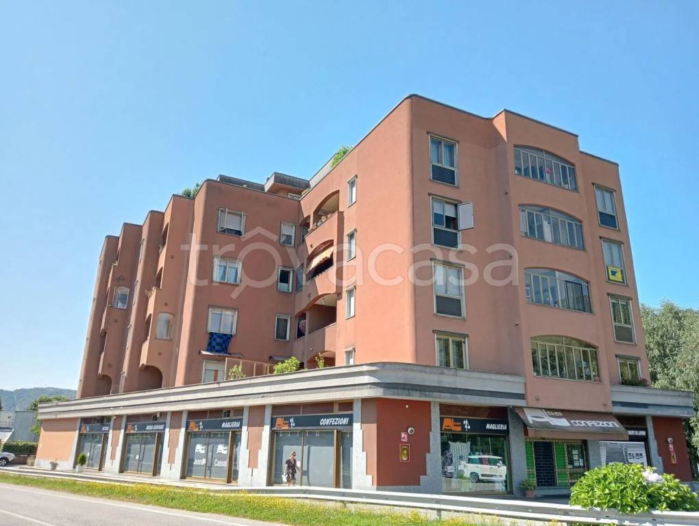 appartamento in vendita a Borgosesia